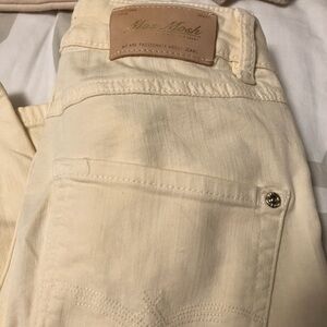 Miss Me Cream Skinny Pants